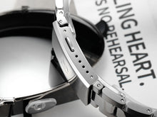 Charger l'image dans la galerie, TOPHILL Men's Watch Solar Chronograph Watches for Men TL029G|42mm 316L Stainless Steel, Sapphire Crystal|5ATM Water Resistant, Sport Casual Wrist Watch for Men tophillwatch.com
